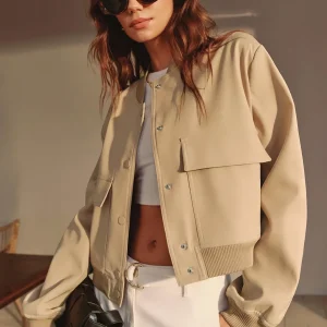 Jaqueta Bomber com Bolsos Clássica